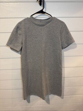 ZARA Crewneck Short-Sleeve Sweater dress in Gray- Medium